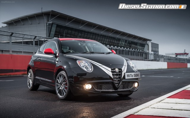 Alfa Romeo Quadrifoglio Verde SBK Limited Edition 2013 Widescreen Picture #19 Alfa Romeo Quadrifoglio Verde SBK Limited Edition 2013 Widescreen Picture #19